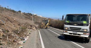 Hacen llamado a no botar basura en sitios eriazos de Ovalle