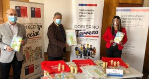 Centros educativos culturales de Infancia de Monte Patria reciben material educativo