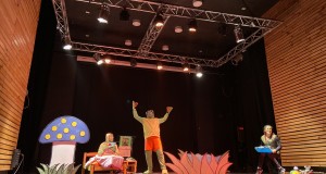 Monte Patria celebró el Día Nacional del Teatro con obra familiar