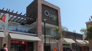 open plaza ovalle