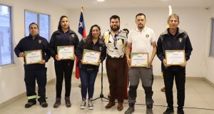 Bomberas y Bomberos de Ovalle que ayudaron en incendios forestales en el sur del país fueron homenajeados por Municipio