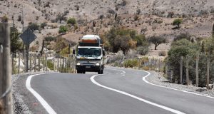 Gobierno finaliza pavimentación de los primeros 11,5 kilómetros de la Ruta Antakari entre Vicuña y la Comuna de Río Hurtado.