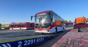 Ovalle recibe sus primeros buses eléctricos y avanza en la modernización del transporte público. «Este, sin duda, es un paso importante para concreción del proyecto de los buses eléctricos en Ovalle, señaló el Seremi de Transportes y Telecomunicaciones, Marcelo Rojas.